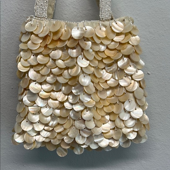 🐚Gorgeous Shell Mini Tote Bag 🌊✨ - Picture 1 of 9